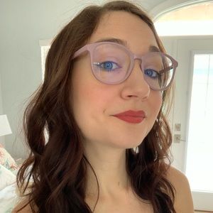 Meet your Posher, Stefanie